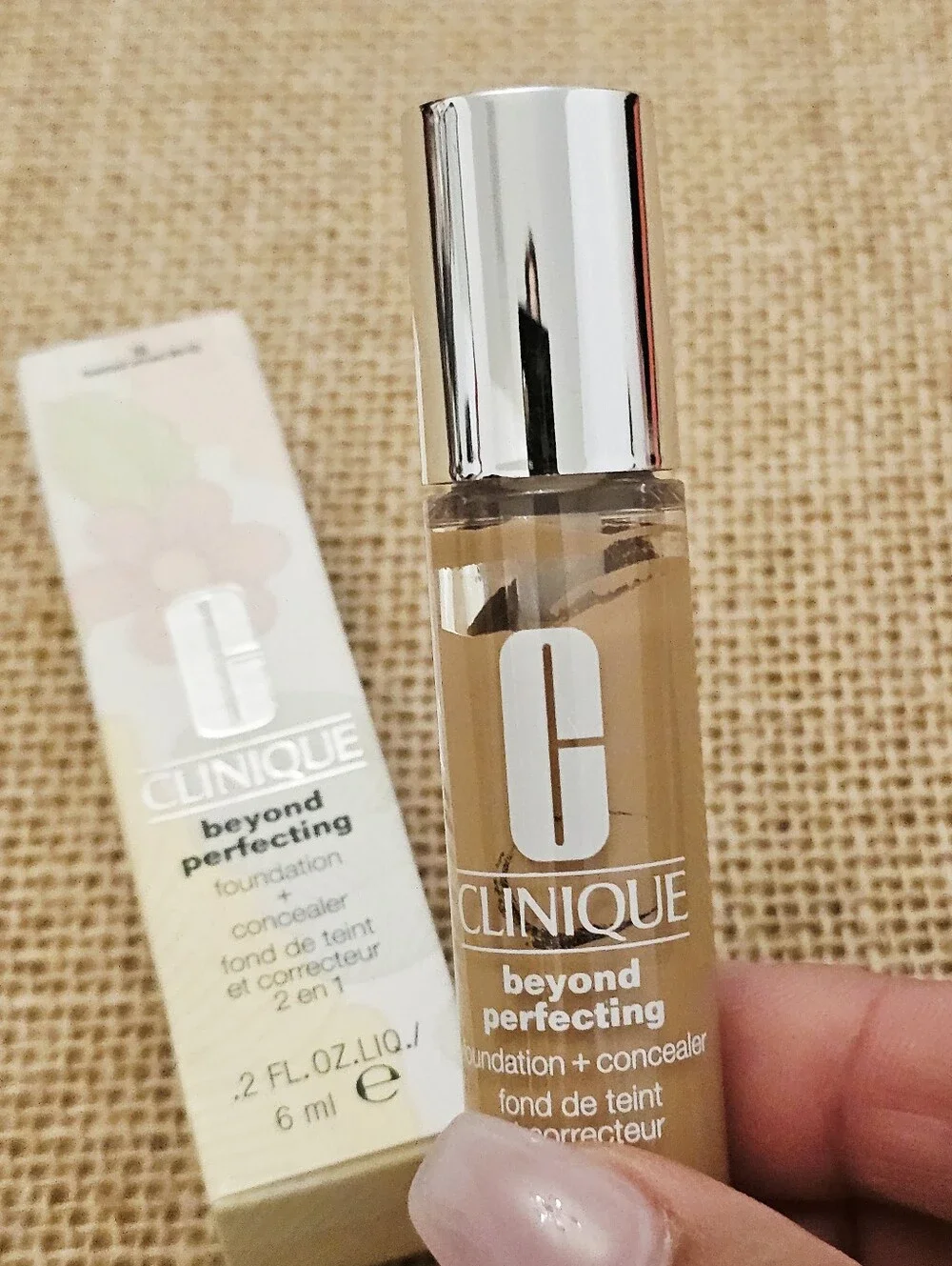 NEW Clinique's Beyond Perfecting Foundation + Concealer 16 Toasted Walnut (M-G)